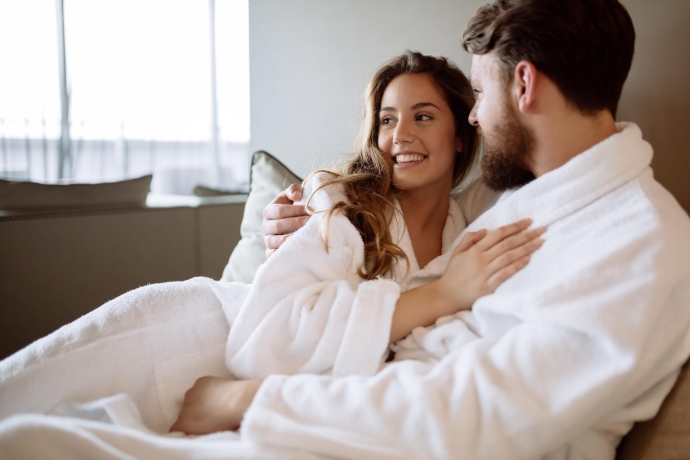 Couple,In,Love,Enjoying,Wellness,Weekend